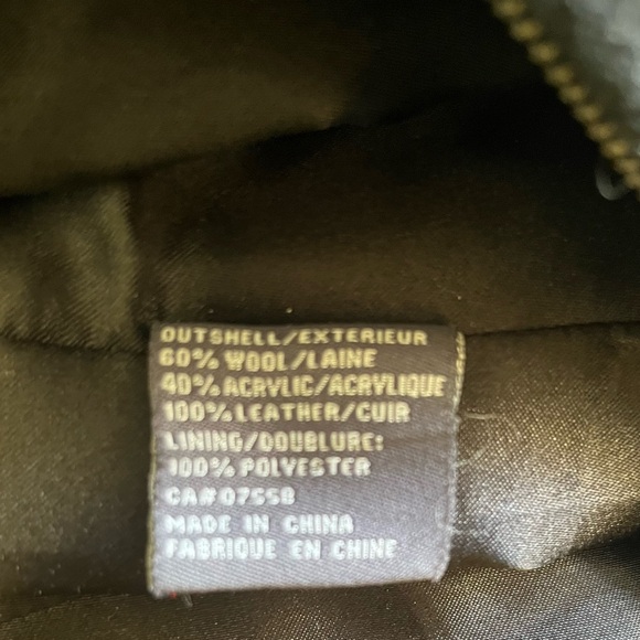 Women’s Bomber Jacket - Picture 7 of 7